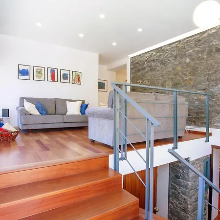 Mother's House Calheta