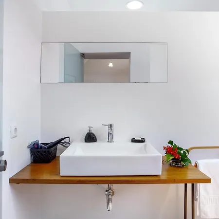 Nyaraló Mother's House Calheta