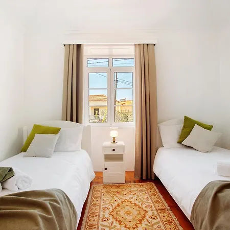 Mother's House Nyaraló Calheta