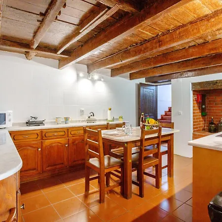 Mother's House Calheta