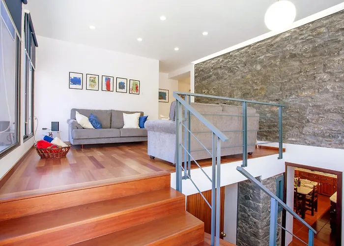 Mother's House 卡列塔